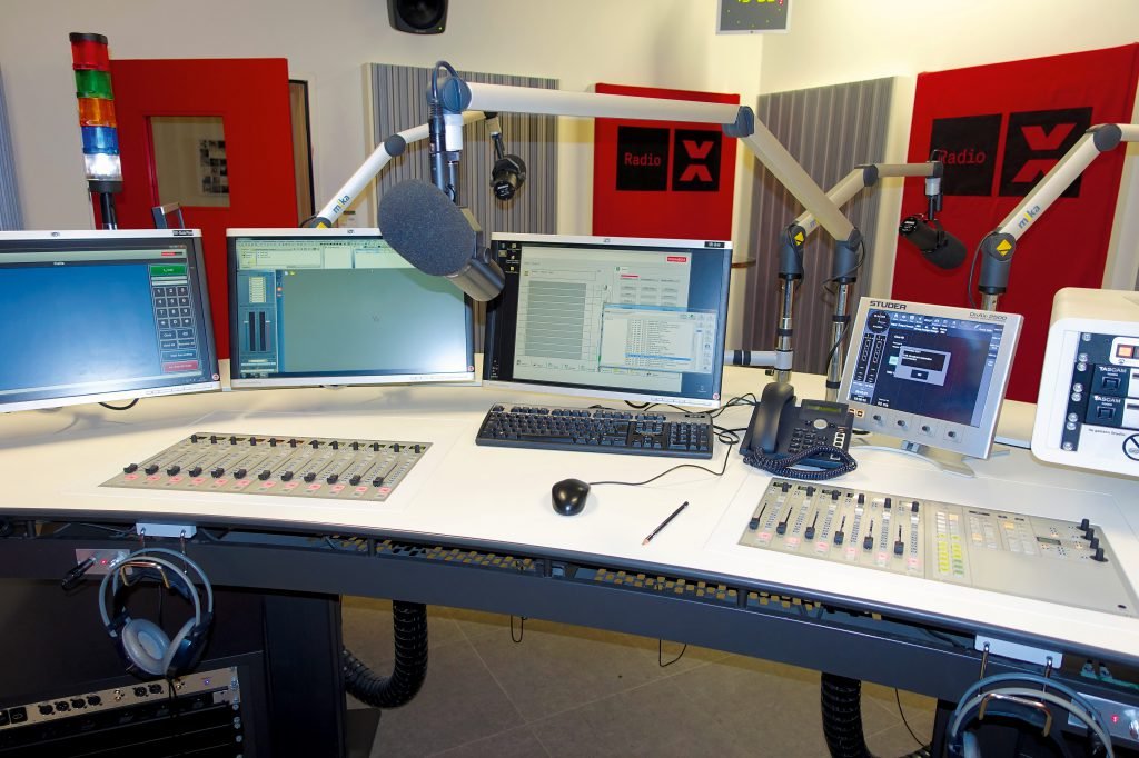 Radio X