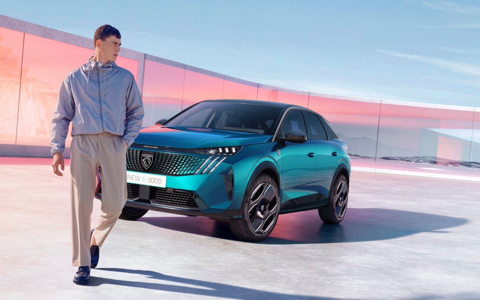 Der neue Peugeot e-3008